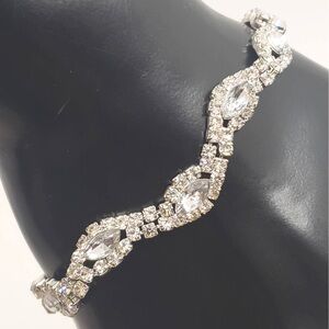 Dazzling Rhinestone Bracelet - Silver